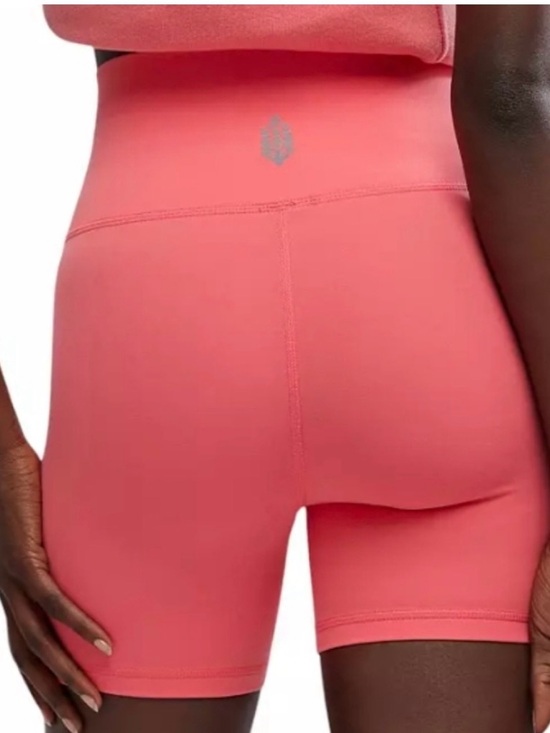 NWT FP MOVEMENT Never Better Bike Shorts / Hibiscus Sz Small - Picture 2 of 10